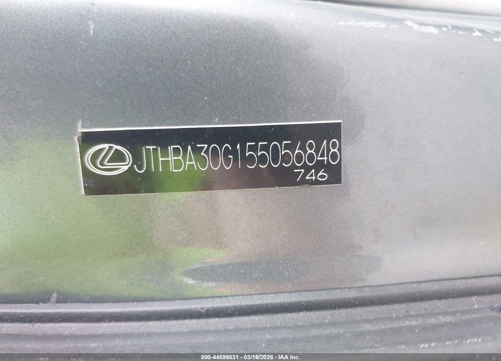 2005 LEXUS ES 330 VIN: JTHBA30G155056848