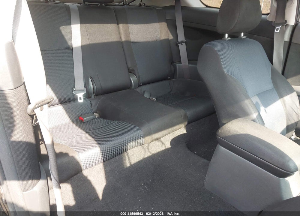 2006 SCION TC VIN: JTKDE177760100058