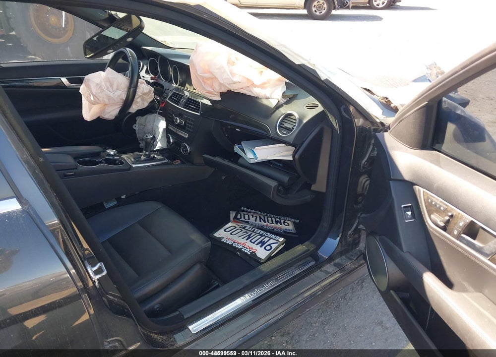 2014 MERCEDES-BENZ C 350 SPORT VIN: WDDGF5HBXEA933685