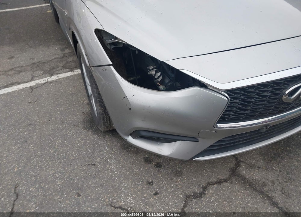 2018 INFINITI QX30 VIN: SJKCH5CP2JA047194