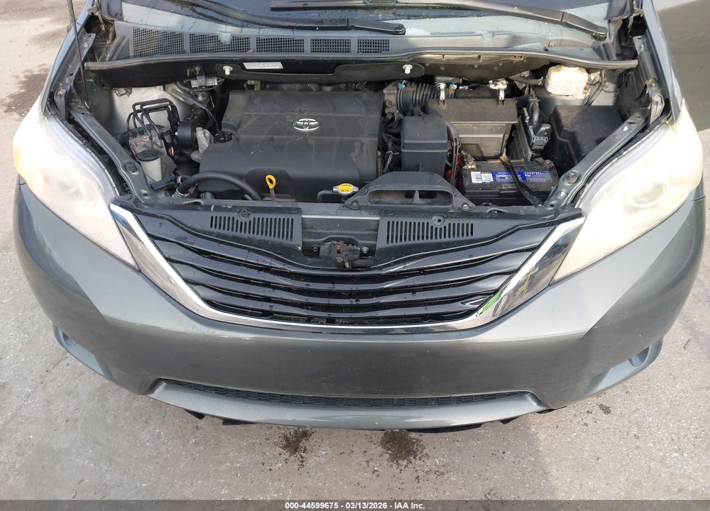 2011 TOYOTA SIENNA LE V6 VIN: 5TDKK3DC4BS156485