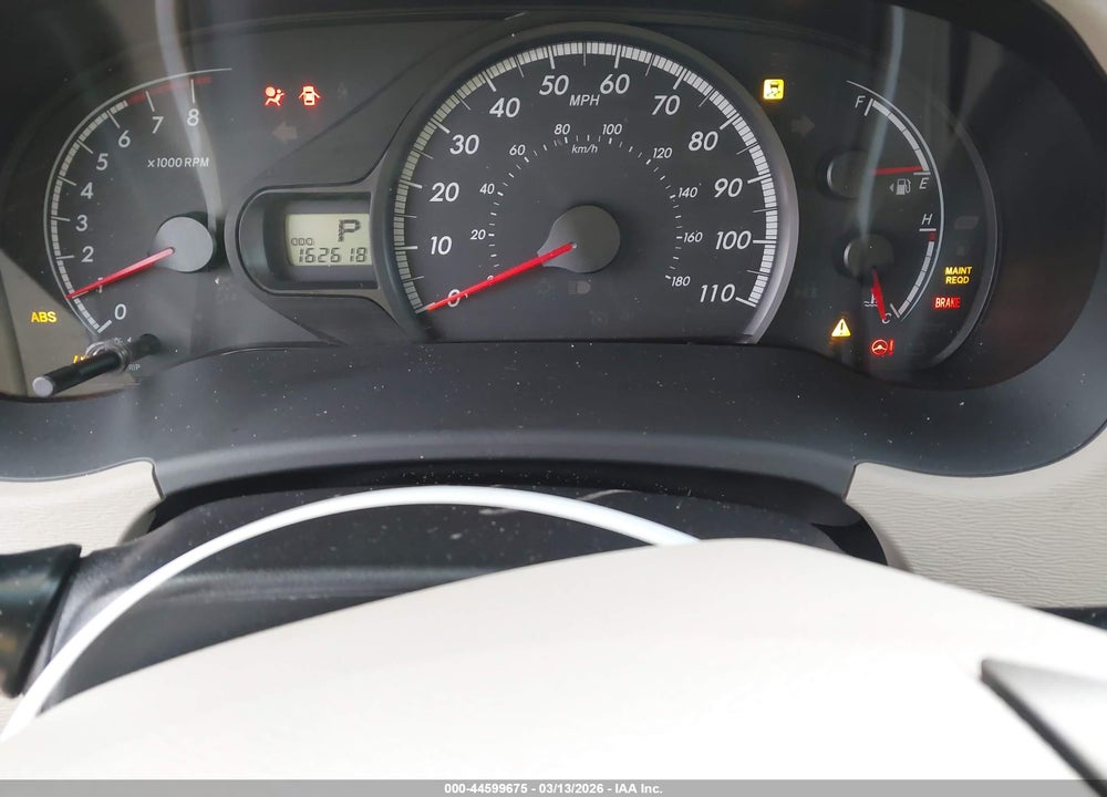 2011 TOYOTA SIENNA LE V6 VIN: 5TDKK3DC4BS156485