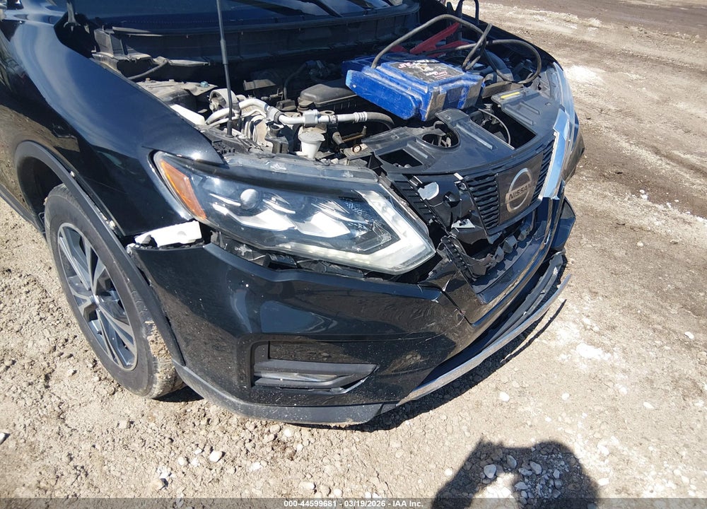 2017 NISSAN ROGUE SL VIN: 5N1AT2MVXHC752789
