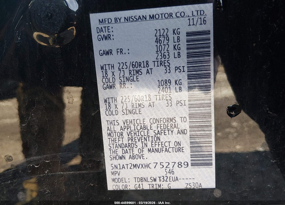 2017 NISSAN ROGUE SL VIN: 5N1AT2MVXHC752789