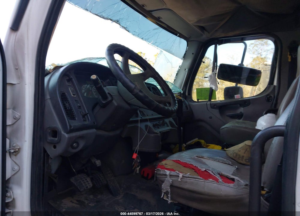 2006 FREIGHTLINER M2 106 MEDIUM DUTY VIN: 1FVHCYDC86HW99910