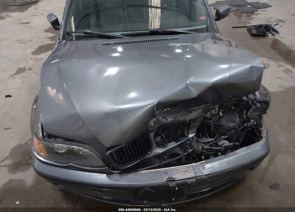 2003 BMW 325XI VIN: WBAEU33493PH90369