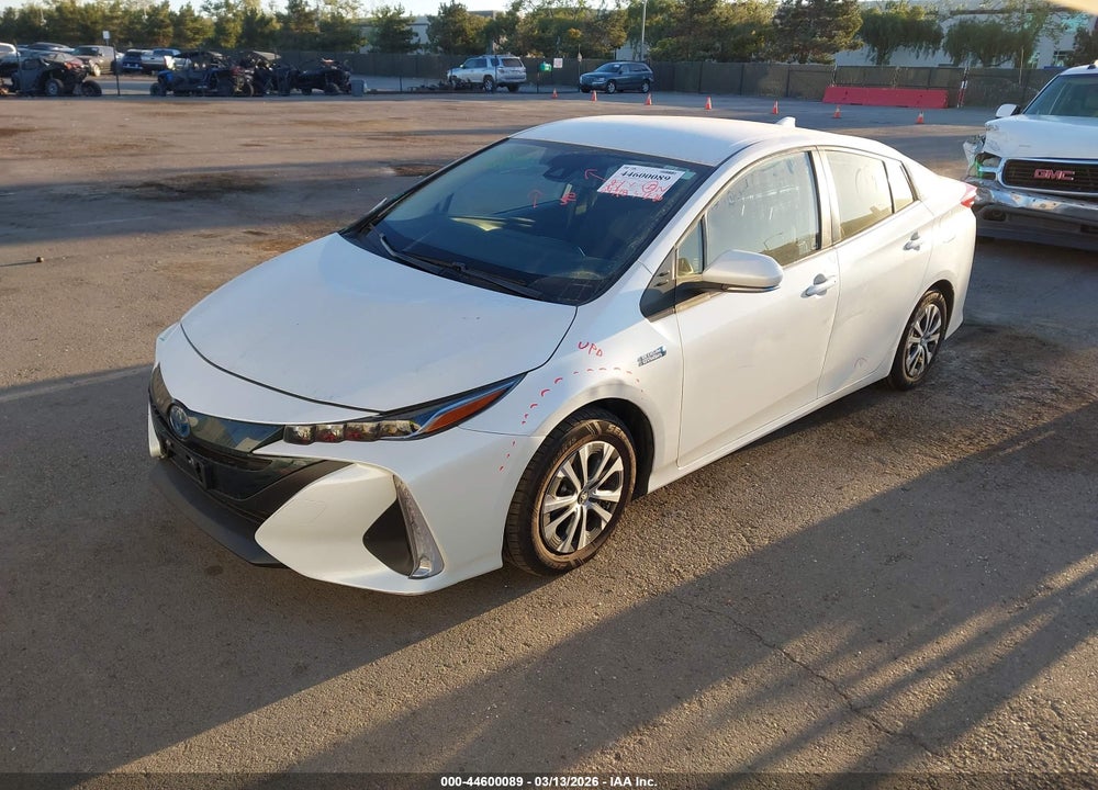 2021 TOYOTA PRIUS PRIME LE VIN: JTDKAMFP1M3174343