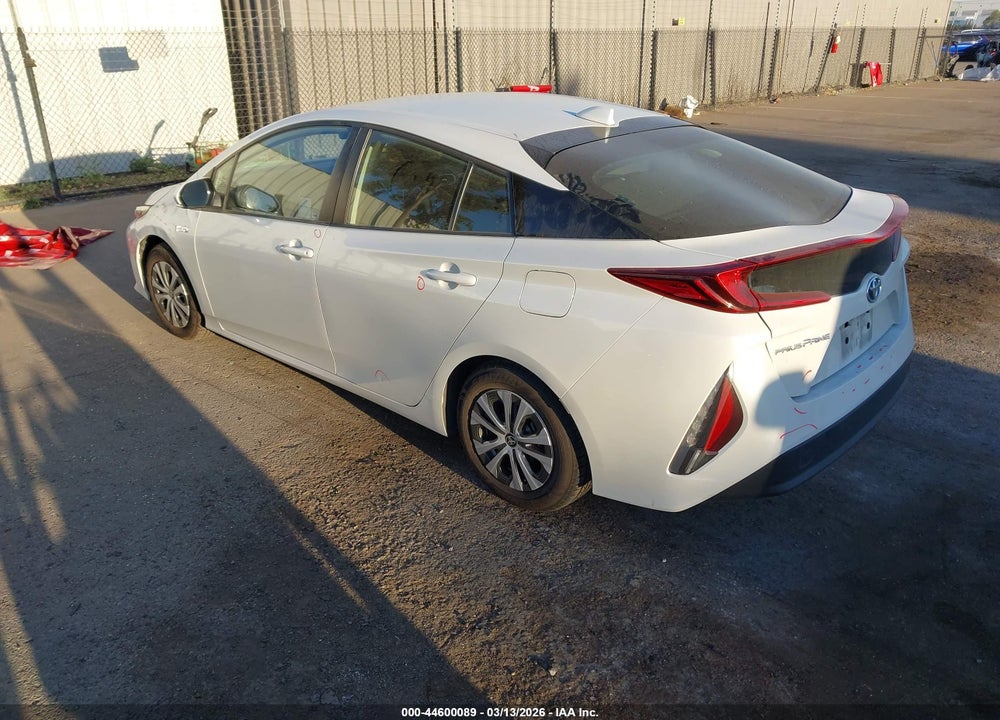 2021 TOYOTA PRIUS PRIME LE VIN: JTDKAMFP1M3174343