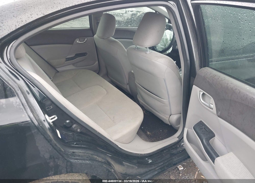 2012 HONDA CIVIC LX VIN: 19XFB2F53CE074575