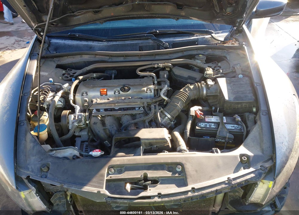 2011 HONDA ACCORD 2.4 EX-L VIN: 1HGCS1B8XBA008931