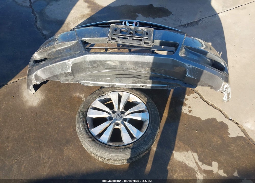2011 HONDA ACCORD 2.4 EX-L VIN: 1HGCS1B8XBA008931