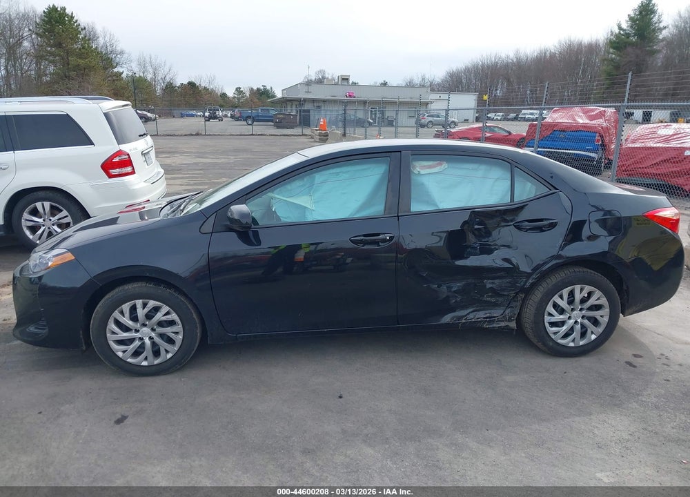 2019 TOYOTA COROLLA LE VIN: 2T1BURHE7KC186579