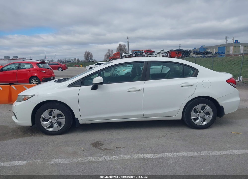 2013 HONDA CIVIC LX VIN: 19XFB2F51DE044752