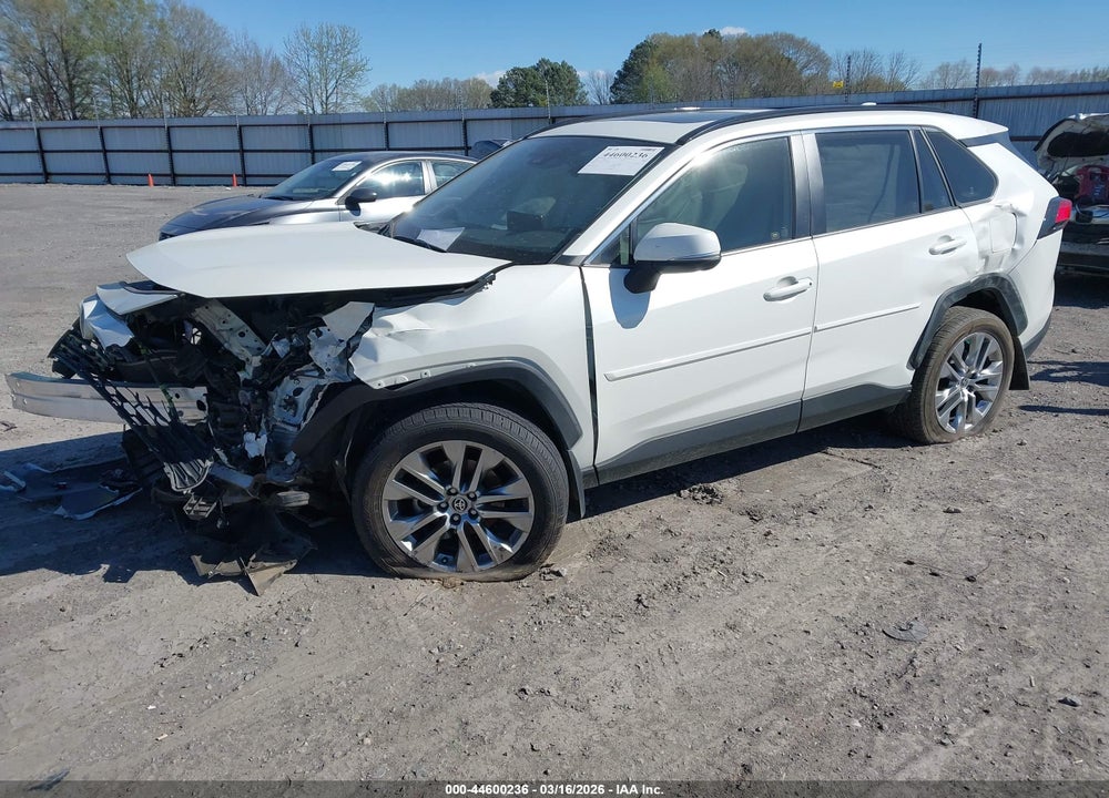 2022 TOYOTA RAV4 XLE PREMIUM VIN: JTMC1RFV3ND086955