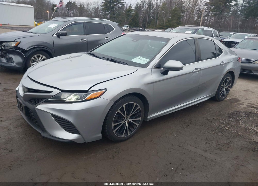 2018 TOYOTA CAMRY SE VIN: 4T1B11HK5JU076398