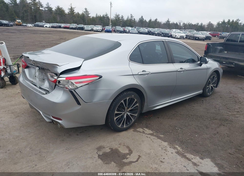 2018 TOYOTA CAMRY SE VIN: 4T1B11HK5JU076398