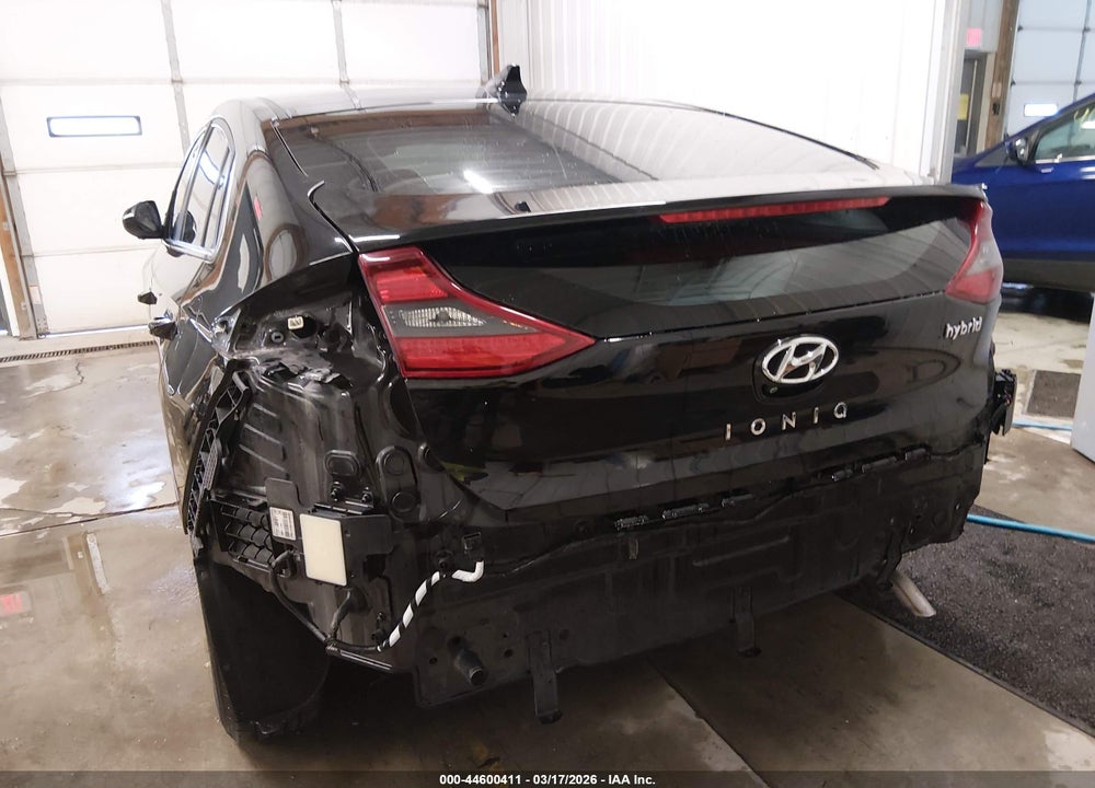 2017 HYUNDAI IONIQ HYBRID SEL VIN: KMHC75LC6HU057265