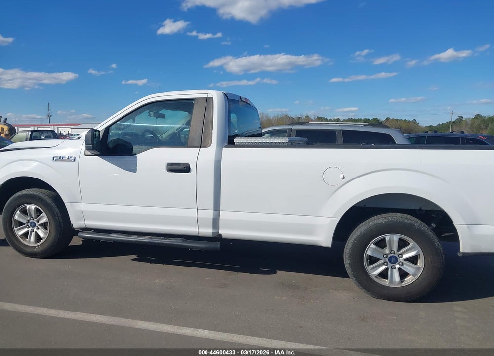 2017 FORD F-150 XL VIN: 1FTMF1C89HKD66031