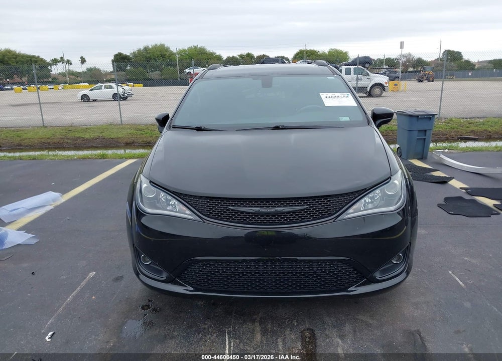 2018 CHRYSLER PACIFICA TOURING L PLUS VIN: 2C4RC1EG5JR338592