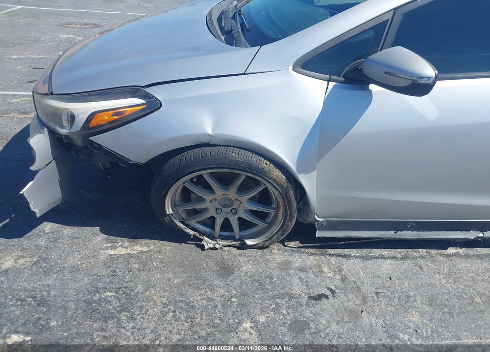 2017 KIA FORTE LX VIN: KNAFK5A83H5680736