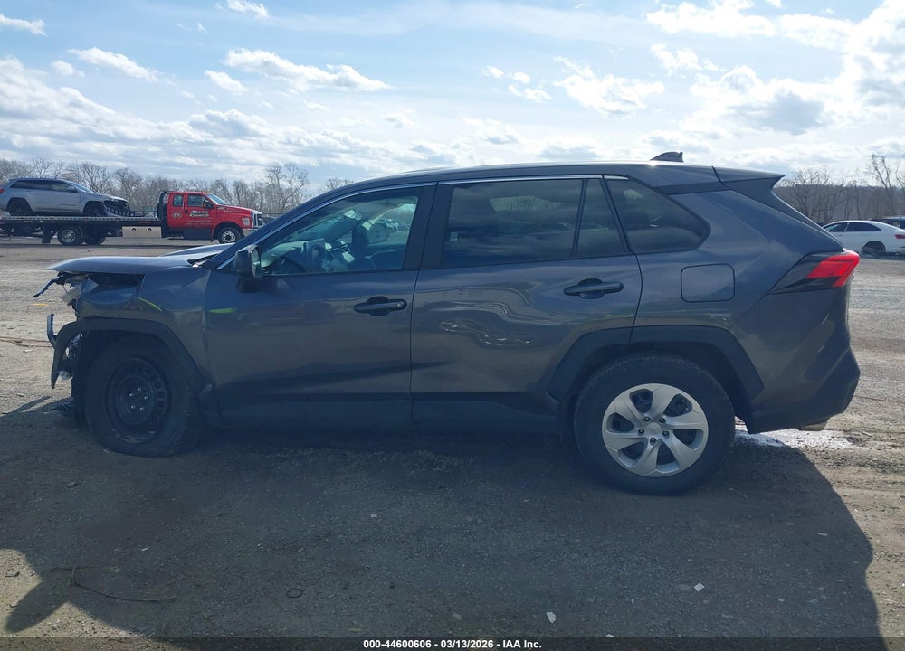 2024 TOYOTA RAV4 LE VIN: 2T3F1RFV1RC431102