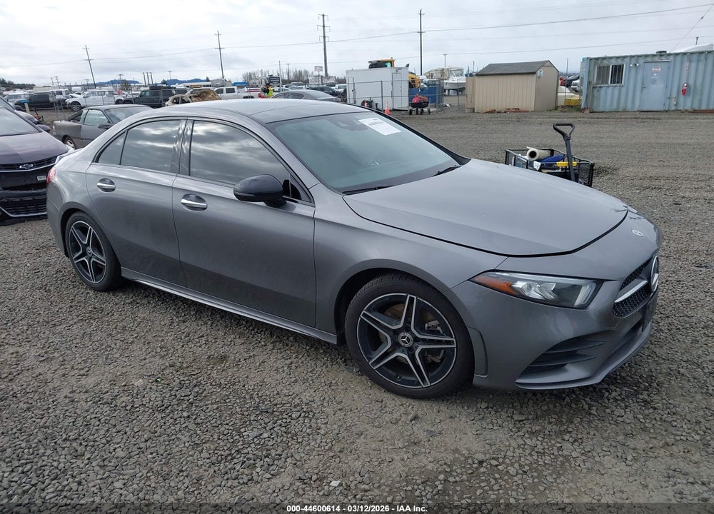 2019 MERCEDES-BENZ A 220 VIN: WDD3G4EB5KW001998