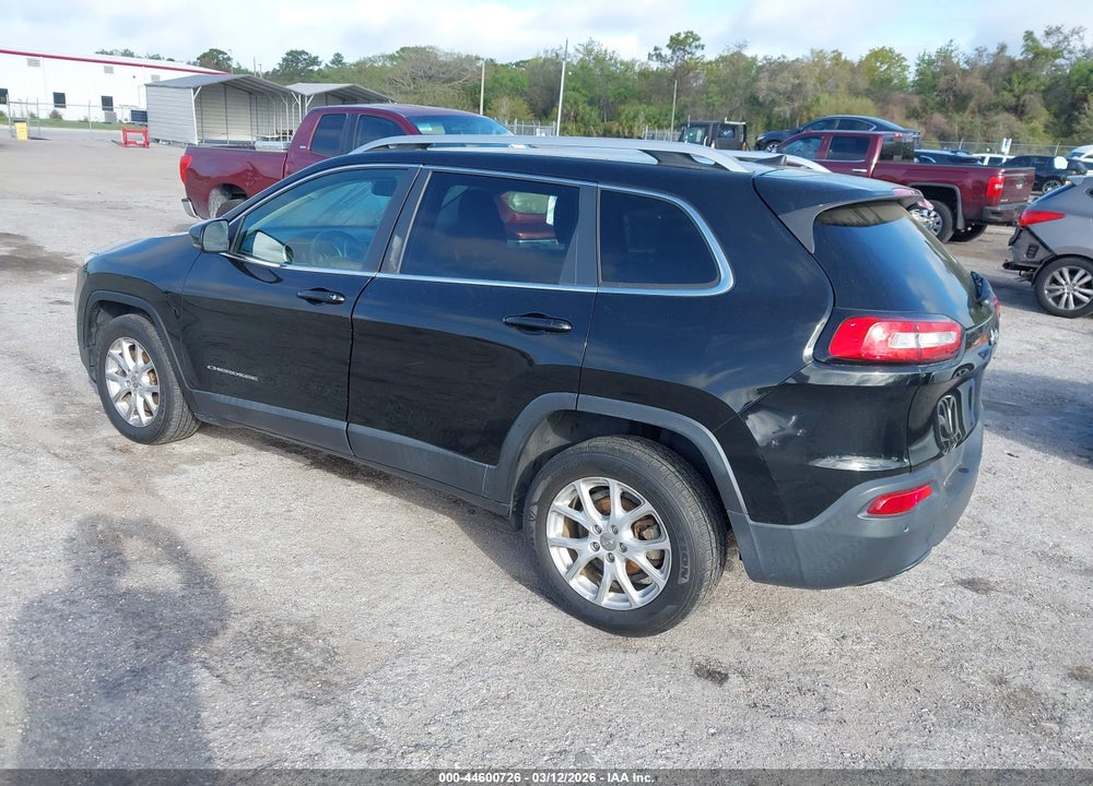 2017 JEEP CHEROKEE LATITUDE FWD VIN: 1C4PJLCB1HW619676