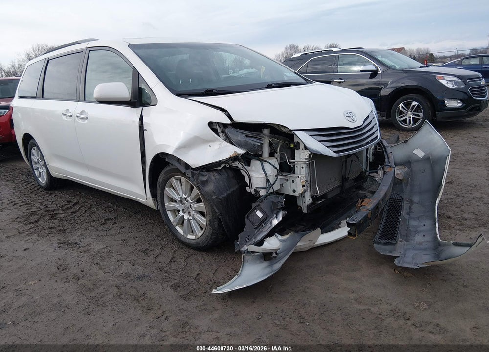 2017 TOYOTA SIENNA XLE 7 PASSENGER VIN: 5TDDZ3DC5HS174622