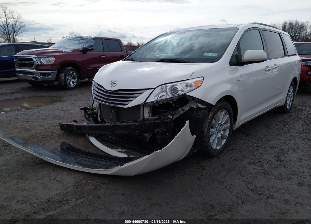 2017 TOYOTA SIENNA XLE 7 PASSENGER VIN: 5TDDZ3DC5HS174622
