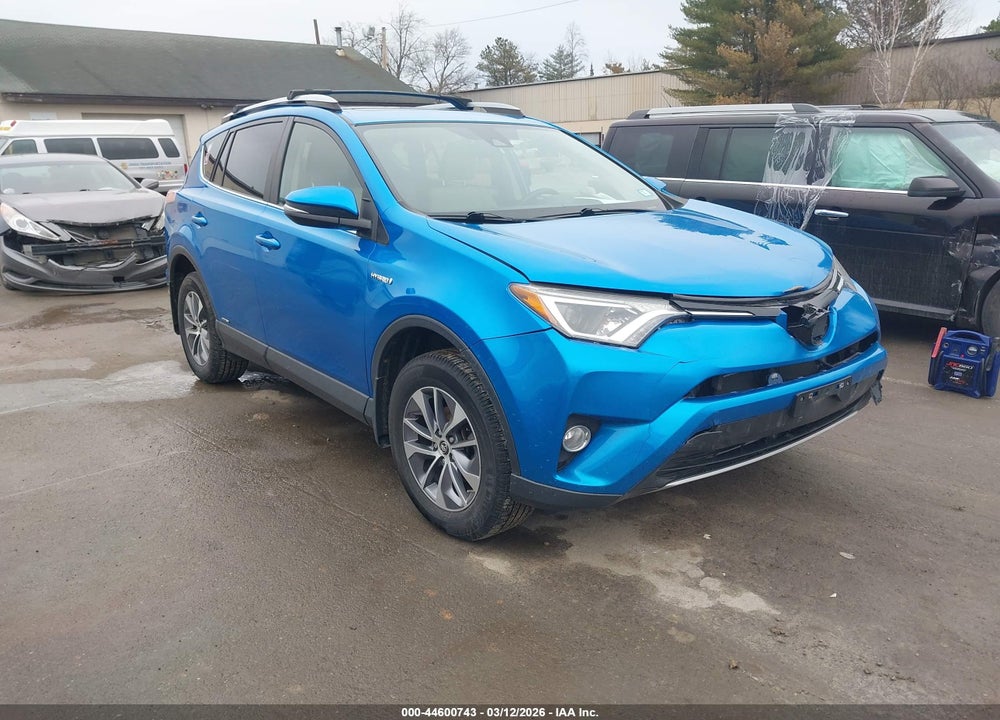 2017 TOYOTA RAV4 HYBRID XLE VIN: JTMRJREV2HD112333