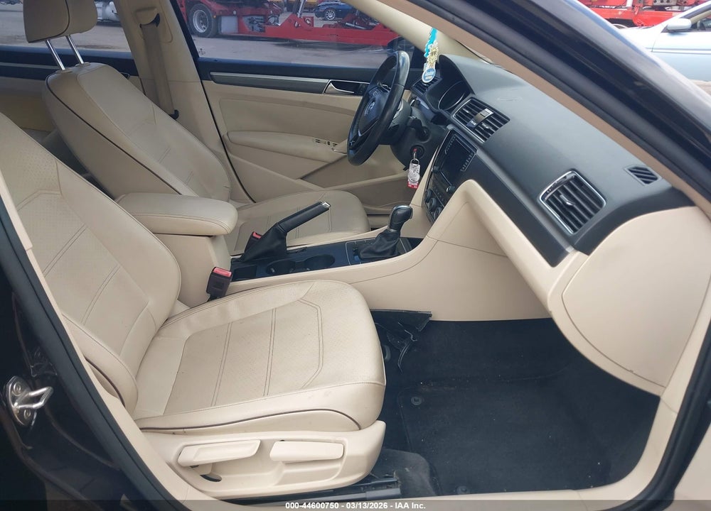 2018 VOLKSWAGEN PASSAT 2.0T R-LINE/2.0T S VIN: 1VWAA7A38JC041475