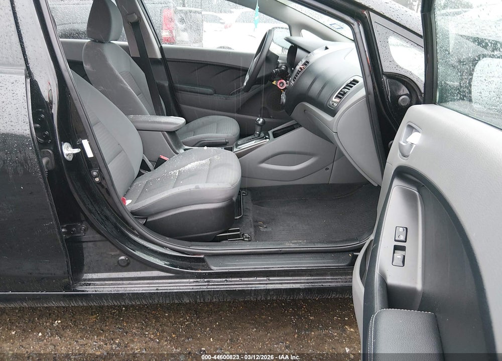2017 KIA FORTE LX VIN: 3KPFL4A73HE021786