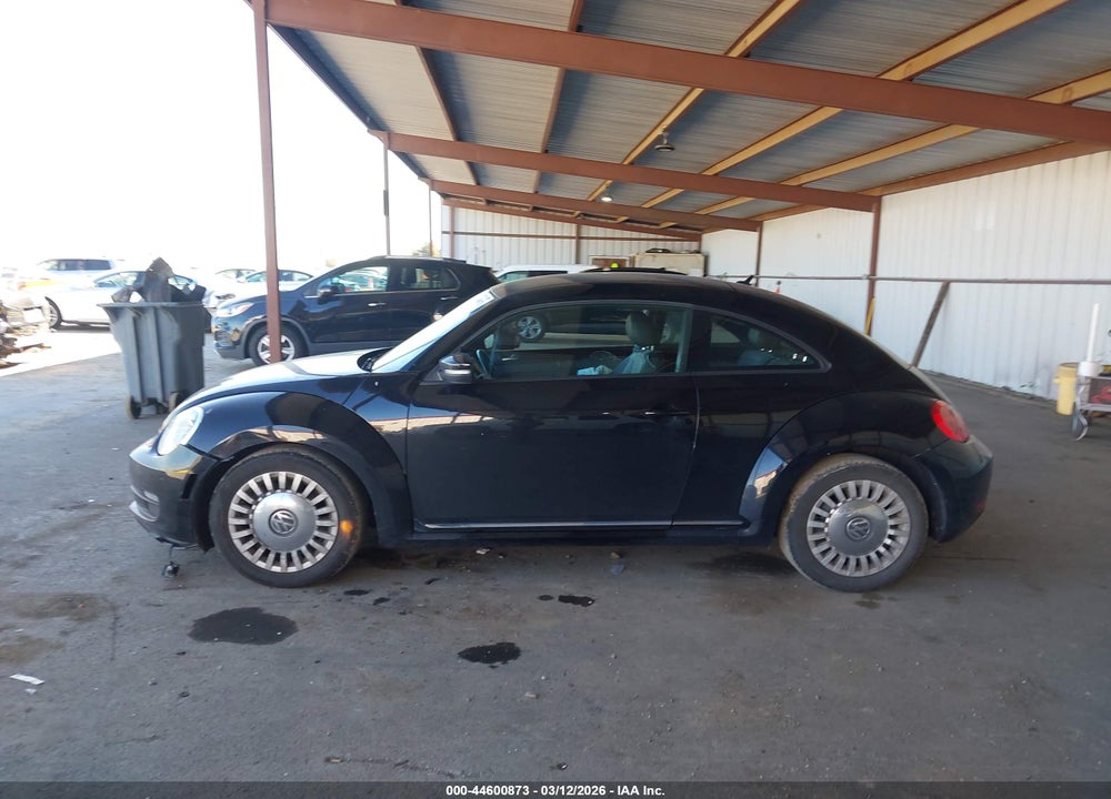 2013 VOLKSWAGEN BEETLE 2.5L VIN: 3VWJX7AT8DM688766