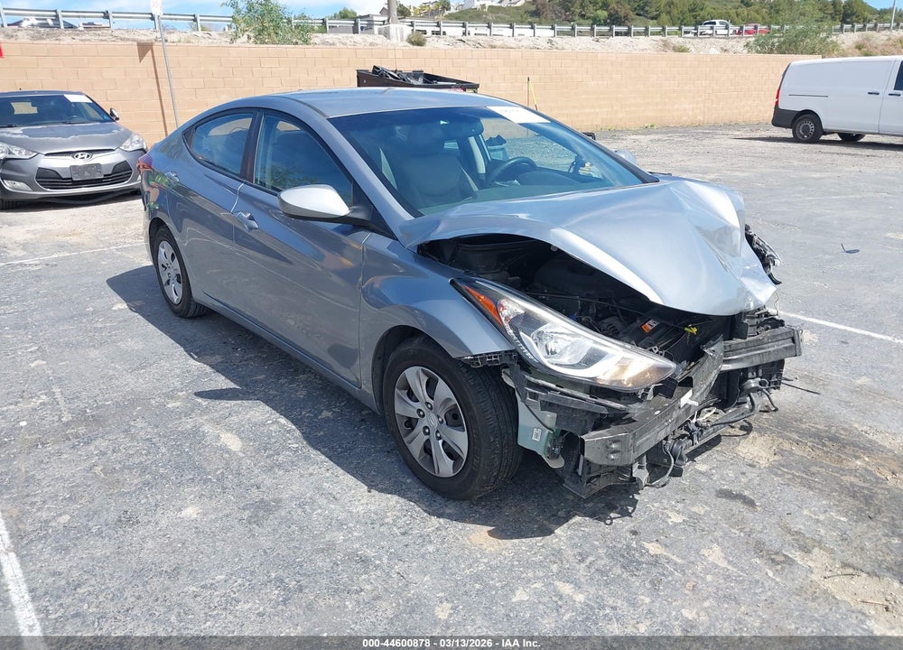 2016 HYUNDAI ELANTRA SE VIN: 5NPDH4AE8GH731008