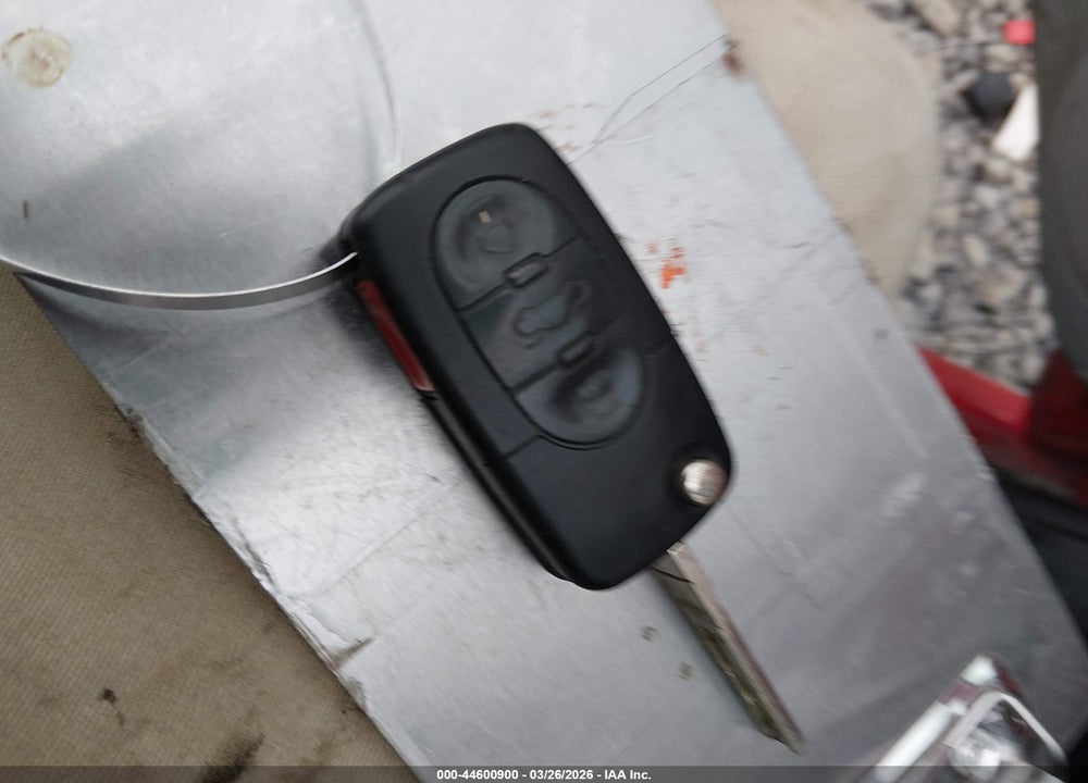 2000 VOLKSWAGEN NEW BEETLE GLS VIN: 3VWCA21C4YM435639