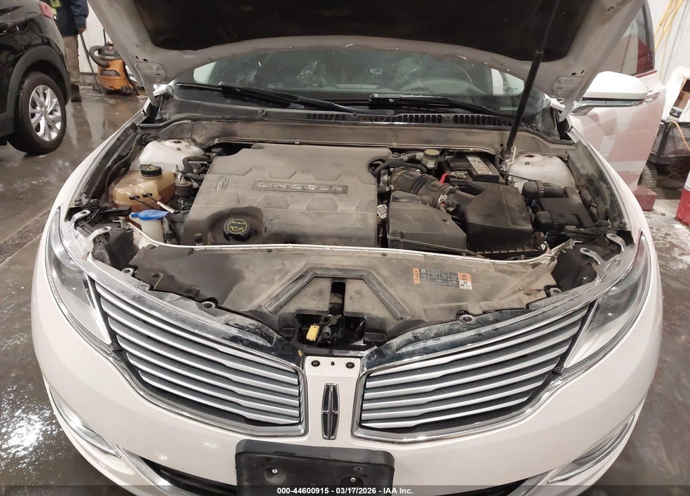 2014 LINCOLN MKZ VIN: 3LN6L2GK4ER832741