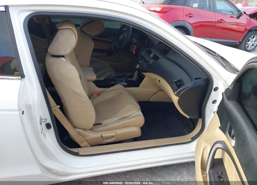 2010 HONDA ACCORD 2.4 LX-S VIN: 1HGCS1B39AA004274