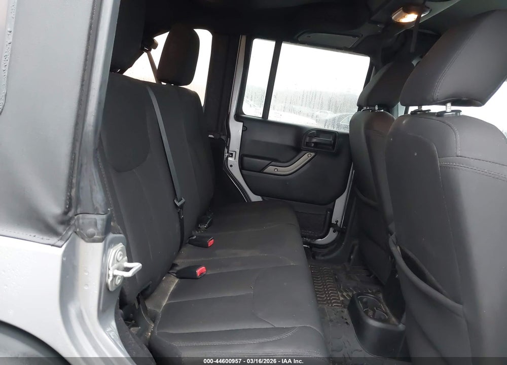 2018 JEEP WRANGLER JK UNLIMITED SPORT S 4X4 VIN: 1C4BJWDG7JL924662