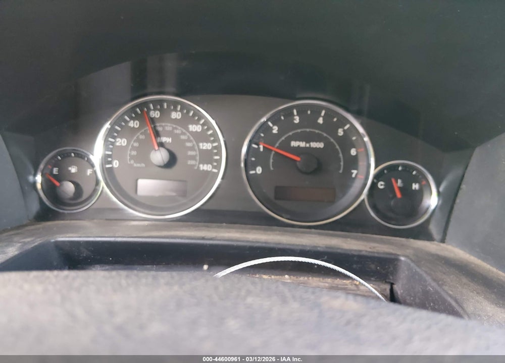 2008 JEEP COMMANDER SPORT VIN: 1J8HH48K78C195042