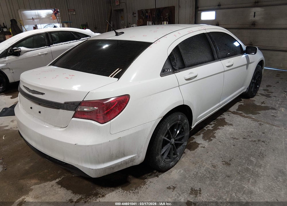 2014 CHRYSLER 200 TOURING VIN: 1C3CCBBB5EN150456