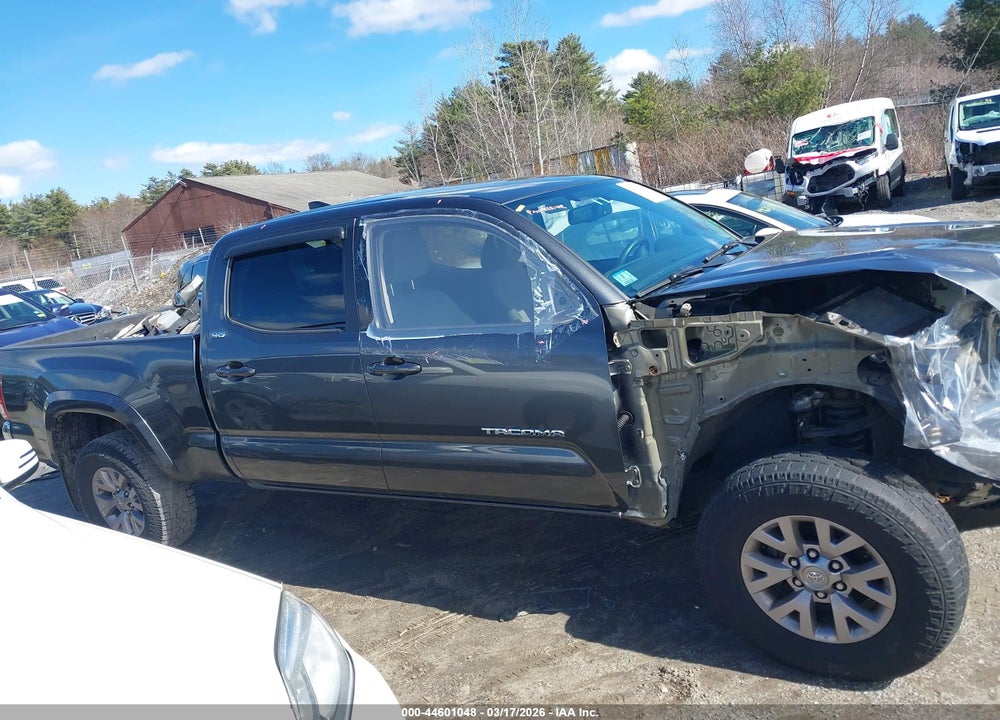2017 TOYOTA TACOMA SR5 V6 VIN: 3TMDZ5BN5HM014885