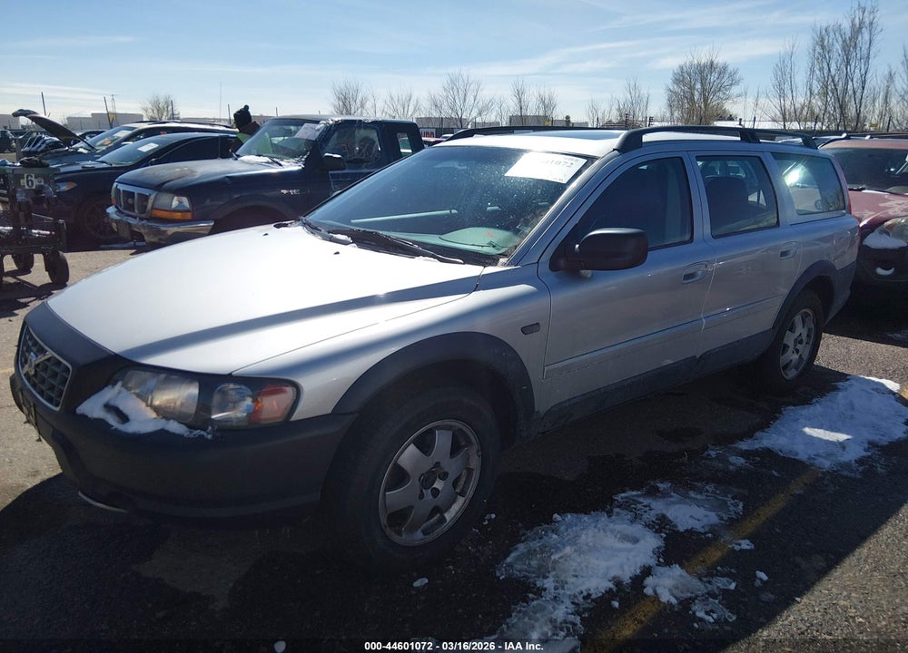 2001 VOLVO V70 XC VIN: YV1SZ58D011022590