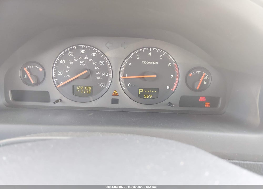2001 VOLVO V70 XC VIN: YV1SZ58D011022590