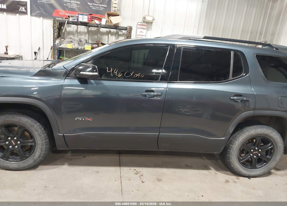 2020 GMC ACADIA AWD AT4 VIN: 1GKKNLLS4LZ193668