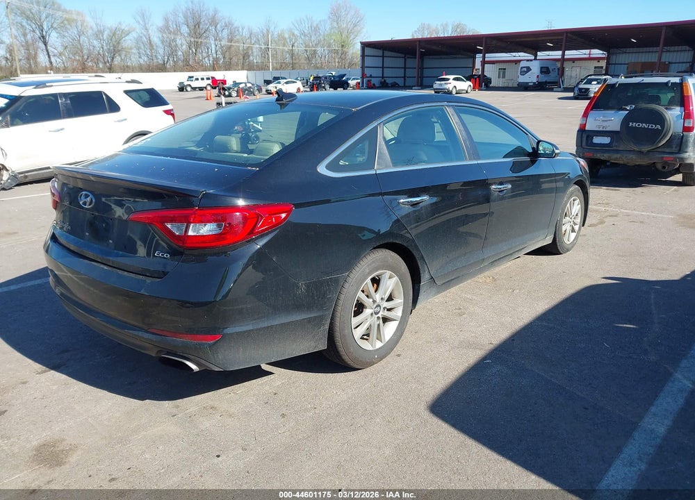 2015 HYUNDAI SONATA ECO VIN: 5NPE24AA9FH137786