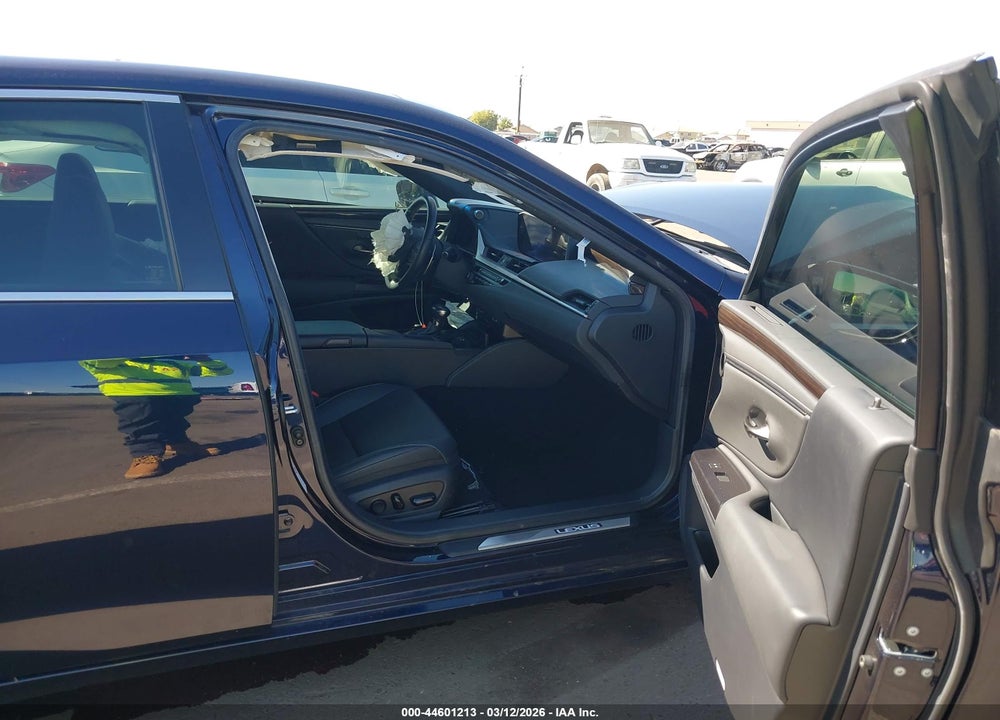 2019 LEXUS ES 350 VIN: JTHBZ1B15K2001242