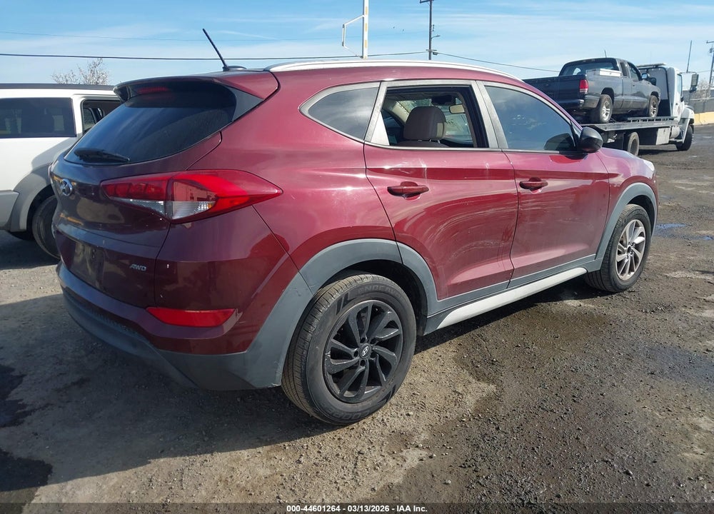 2017 HYUNDAI TUCSON LIMITED VIN: KM8J3CA48HU465494