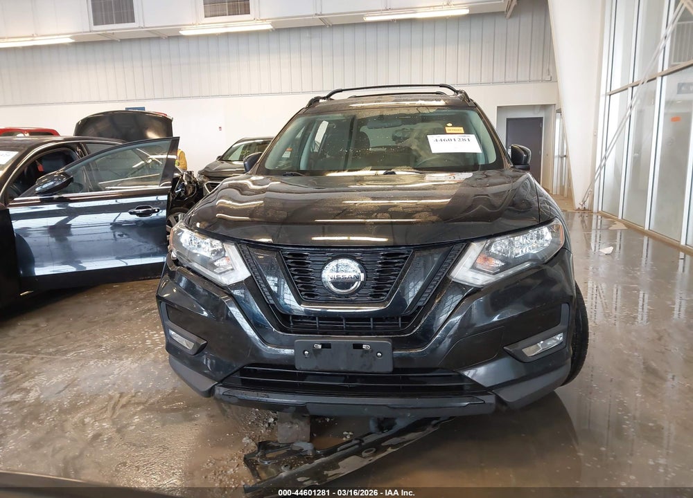2018 NISSAN ROGUE SV VIN: 5N1AT2MV3JC726881
