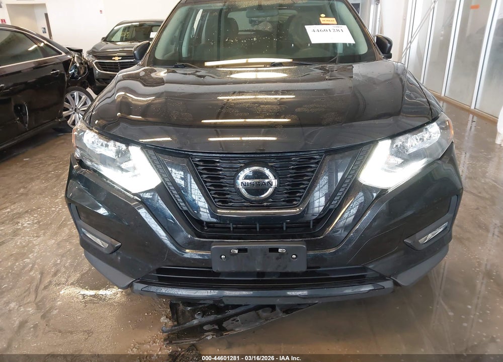 2018 NISSAN ROGUE SV VIN: 5N1AT2MV3JC726881