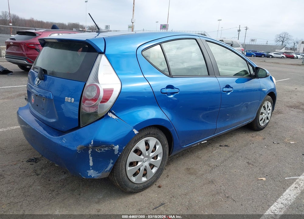 2012 TOYOTA PRIUS C THREE VIN: JTDKDTB38C1016709